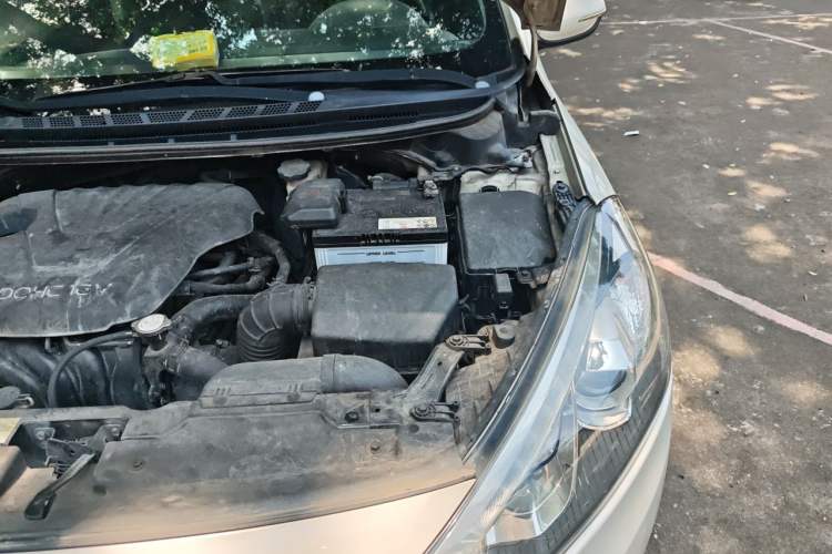 Used Kia K3 2013 1.6L Automatic DLX Engine Bay Left
