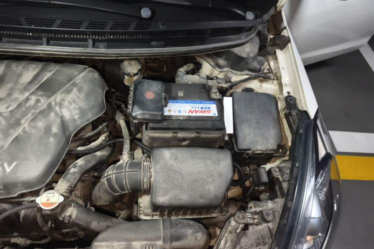 Used Kia K3 2013 1.6L Automatic DLX Engine Bay Left