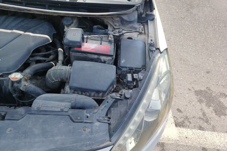 Used Kia K3 2013 1.6L Automatic GLS Engine Bay Left