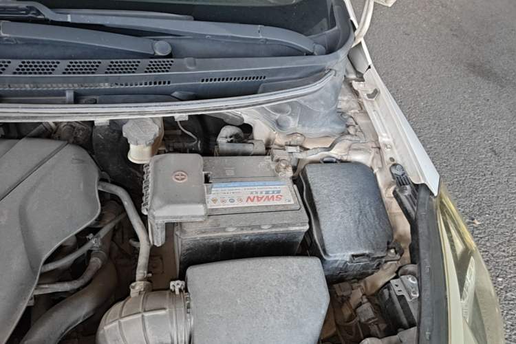 Used Kia K3 2013 1.6L Automatic GL Engine Bay Left