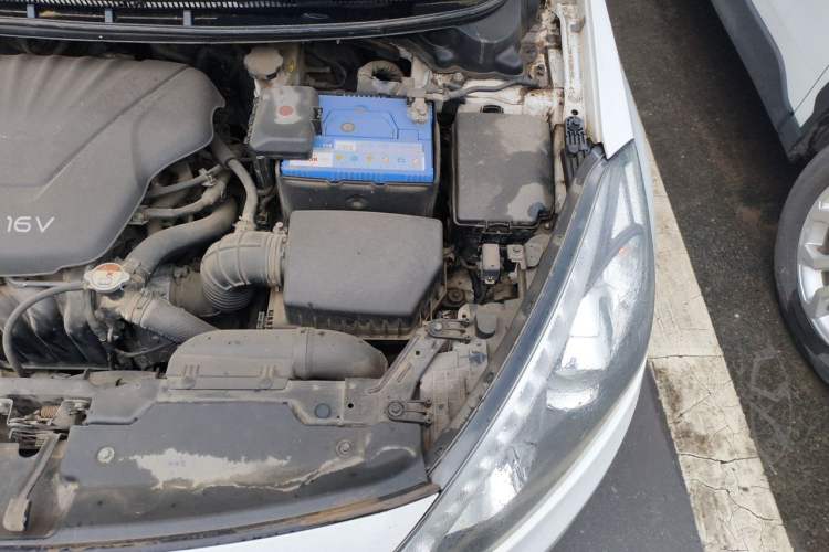 Used Kia K3 2013 1.6L Automatic DLX Engine Bay Left