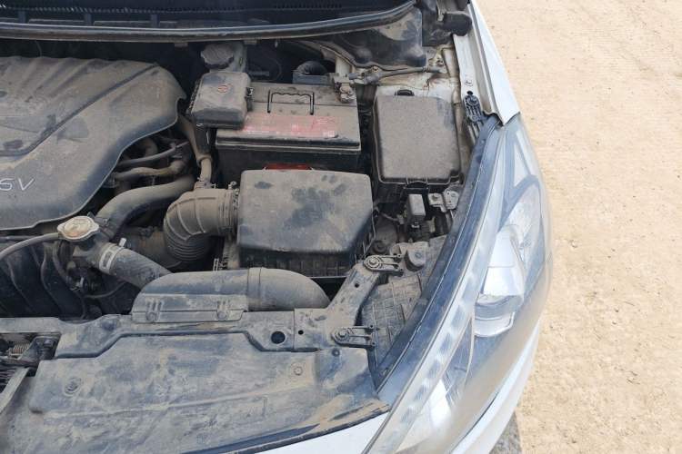 Used Kia K3 2013 1.6L Automatic GLS Engine Bay Left