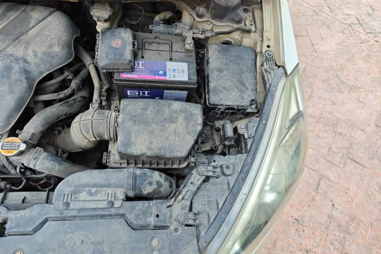 Used Kia K3 2013 1.6L Manual GLS Engine Bay Left