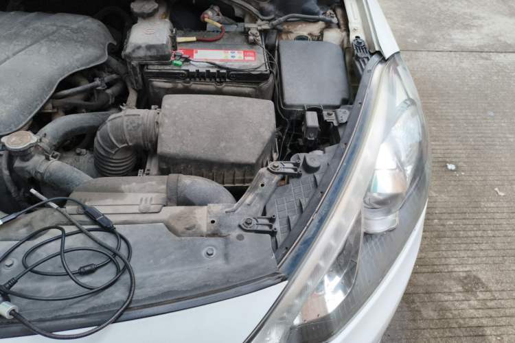 Used Kia K3 2013 1.6L Manual GLS Engine Bay Left