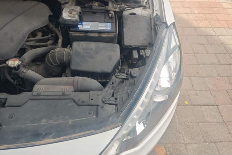 Used Kia K3 2013 1.6L Automatic Premium Engine Bay Left