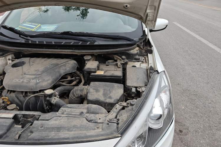 Used Kia K3 2013 1.6L Automatic GL Engine Bay Left