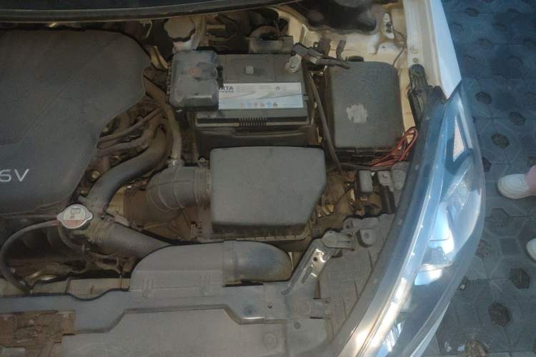 Used Kia K3 2013 1.6L Automatic GLS Engine Bay Left