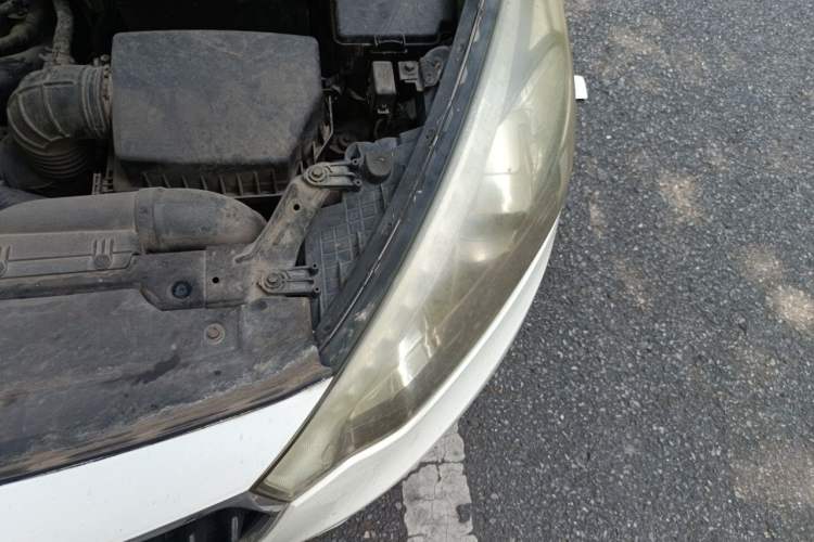 Used Kia K3 2013 1.6L Automatic GLS Engine Bay Left