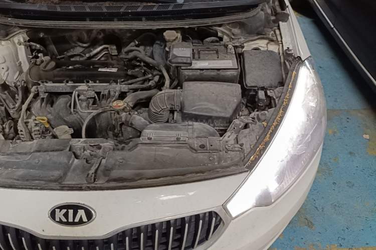 Used Kia K3 2013 1.6L Manual GLS Engine Bay Left