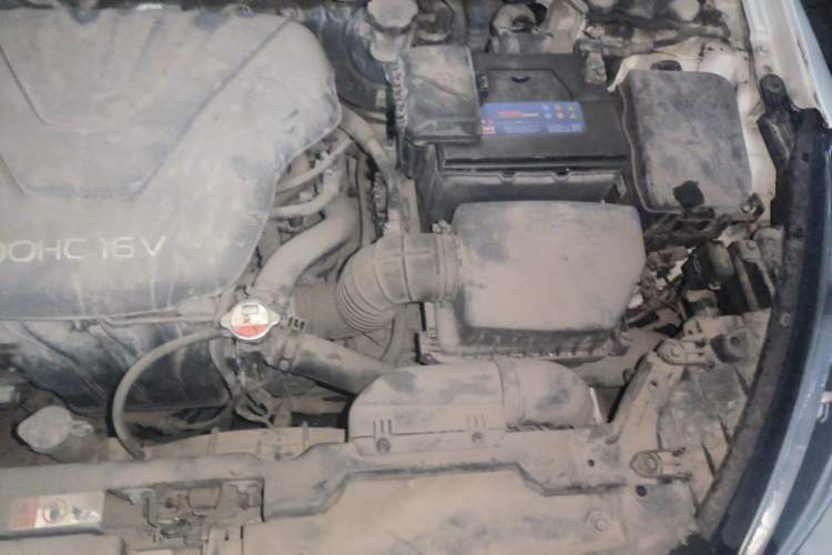 Used Kia K3 2013 1.6L Automatic GLS Engine Bay Left
