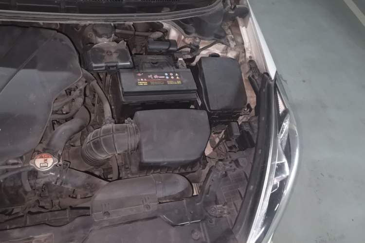 Used Kia K3 2013 1.6L Manual GLS Engine Bay Left