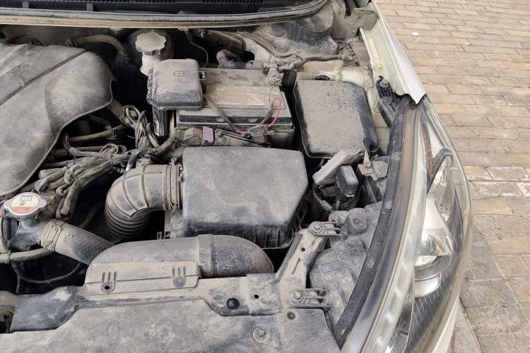 Used Kia K3 2013 1.6L Manual GLS Engine Bay Left