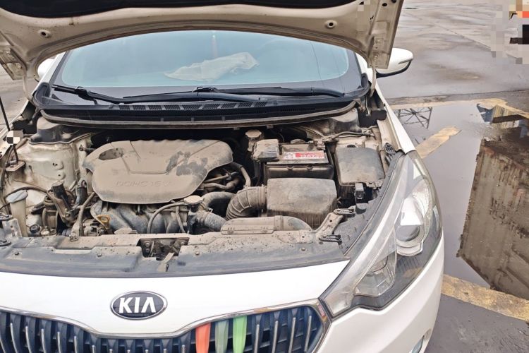 Used Kia K3 2013 1.6L Manual GLS Engine Bay Left