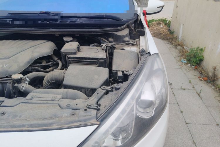 Used Kia K3 2013 1.6L Automatic GLS Engine Bay Left