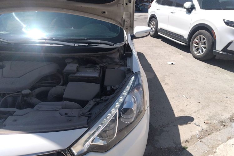 Used Kia K3 2013 1.6L Manual GLS Engine Bay Left