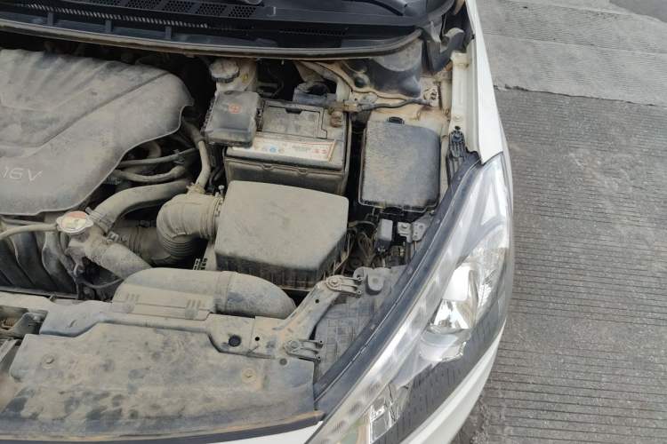 Used Kia K3 2013 1.6L Automatic GLS Engine Bay Left
