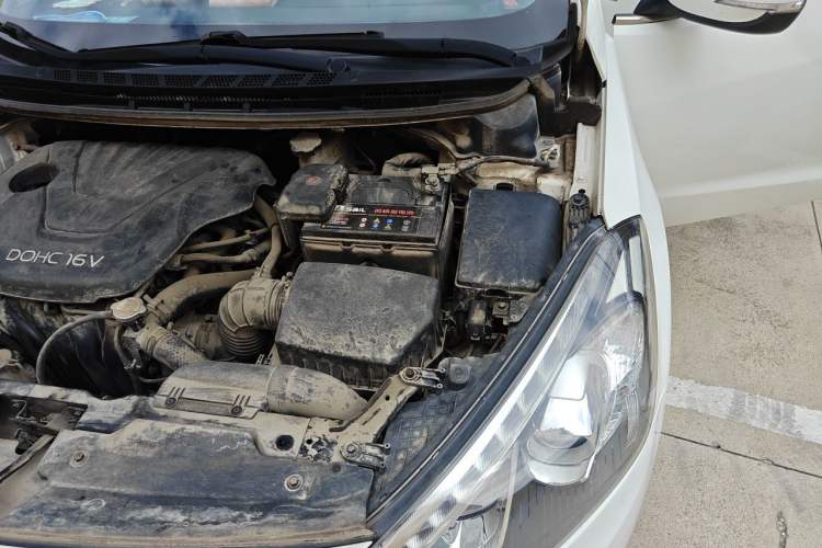 Used Kia K3 2013 1.6L Automatic DLX Engine Bay Left