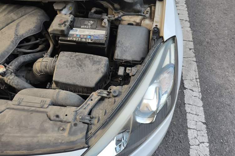 Used Kia K3 2013 1.6L Manual GL Engine Bay Left