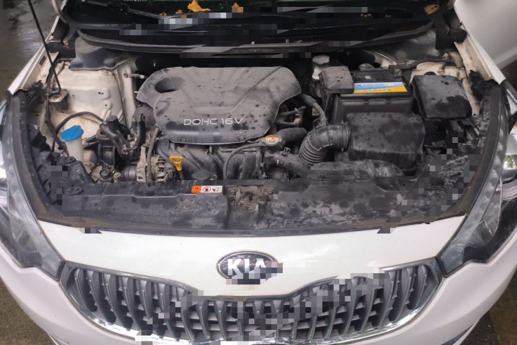 Used Kia K3 2013 1.6L Manual GLS Engine Bay
