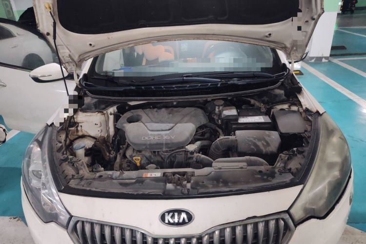Used Kia K3 2013 1.6L Automatic GLS Engine Bay