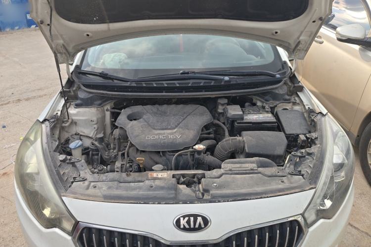 Used Kia K3 2013 1.6L Manual GLS Engine Bay