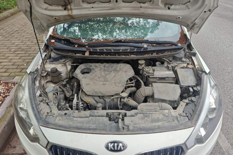 Used Kia K3 2013 1.6L Automatic GL Engine Bay