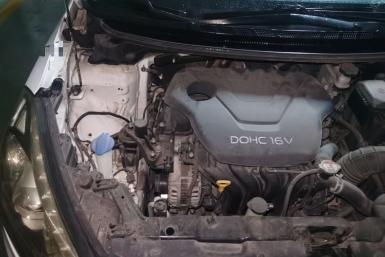 Used Kia K3 2013 1.6L Automatic GLS Engine Bay Right