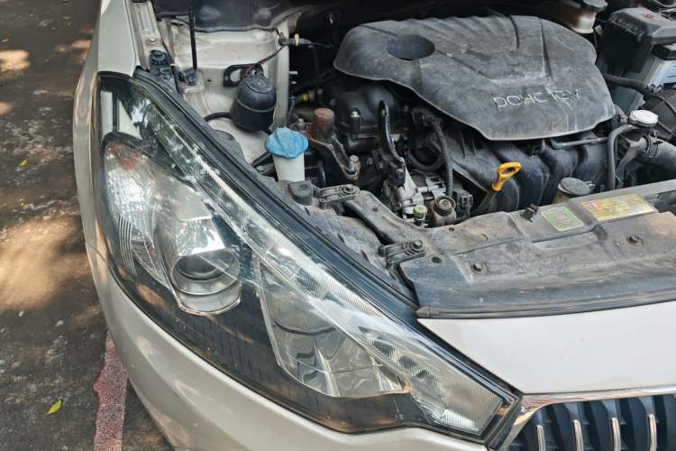 Used Kia K3 2013 1.6L Automatic DLX Engine Bay Right