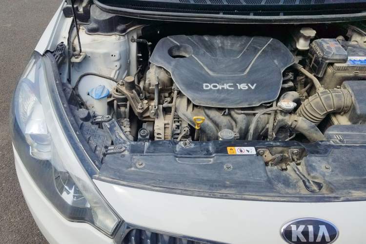 Used Kia K3 2013 1.6L Automatic GLS Engine Bay Right