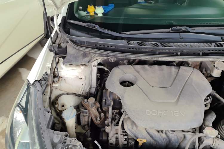 Used Kia K3 2013 1.6L Automatic DLX Engine Bay Right