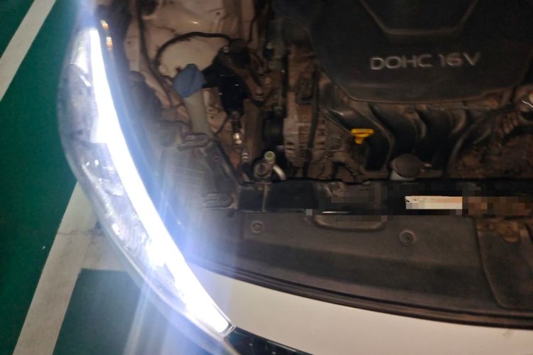 Used Kia K3 2013 1.6L Automatic GLS Engine Bay Right