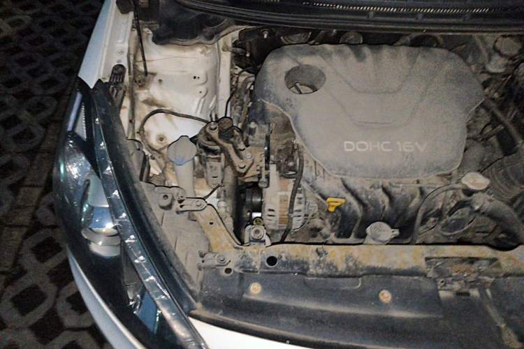 Used Kia K3 2013 1.6L Manual GLS Engine Bay Right