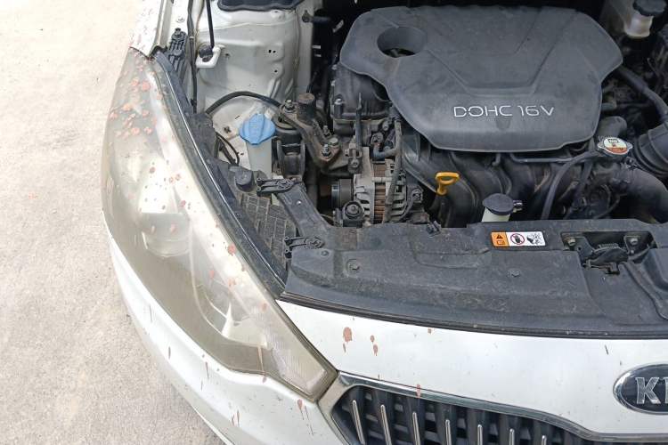Used Kia K3 2013 1.6L Automatic GLS Engine Bay Right