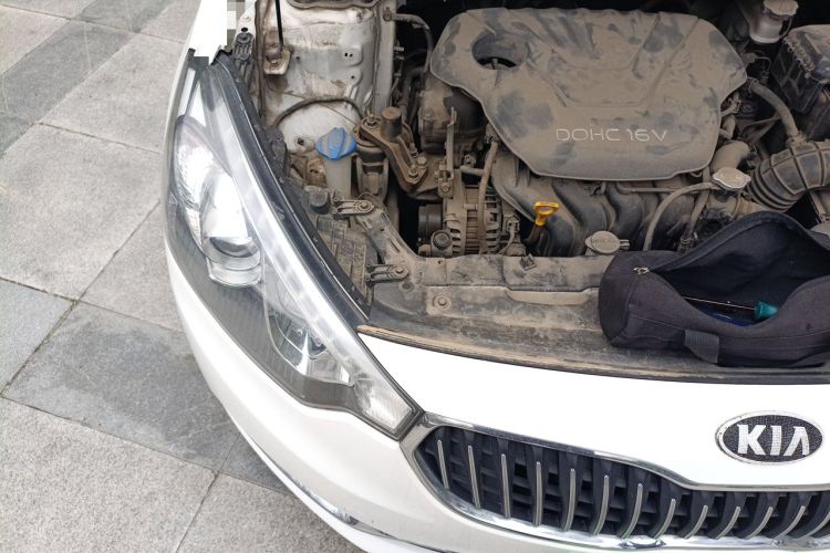 Used Kia K3 2013 1.6L Automatic GLS Engine Bay Right