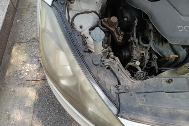 Used Kia K3 2013 1.6L Automatic GLS Engine Bay Right