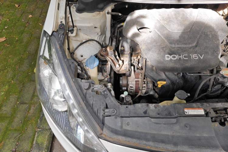 Used Kia K3 2013 1.6L Automatic Premium Engine Bay Right