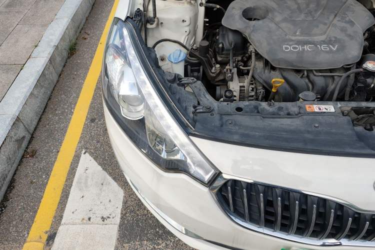 Used Kia K3 2013 1.6L Automatic DLX Engine Bay Right