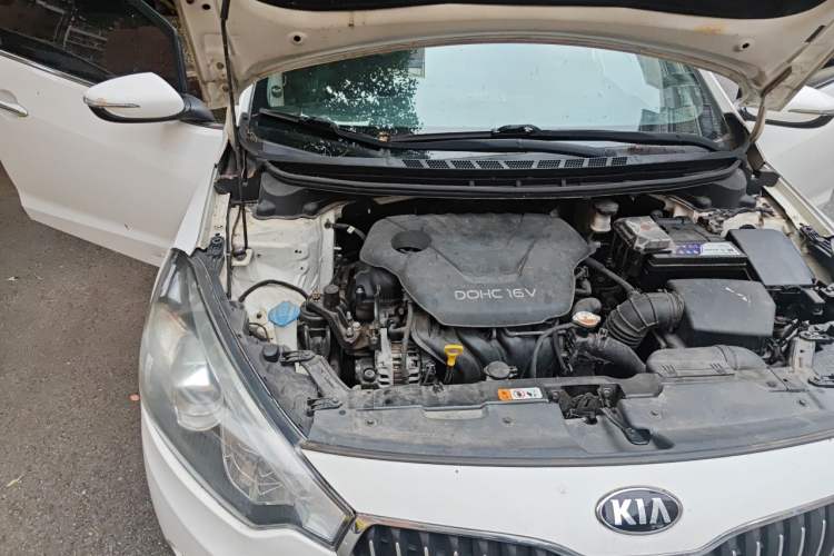 Used Kia K3 2013 1.6L Manual GLS Engine Bay Right