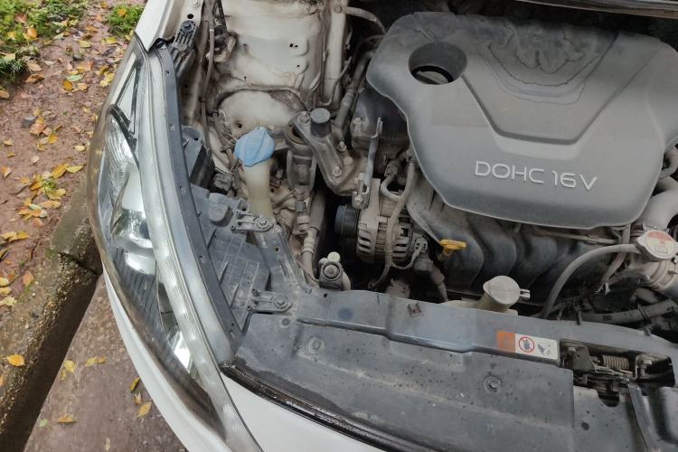 Used Kia K3 2013 1.6L Automatic GLS Engine Bay Right