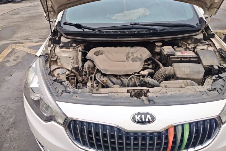 Used Kia K3 2013 1.6L Manual GLS Engine Bay Right