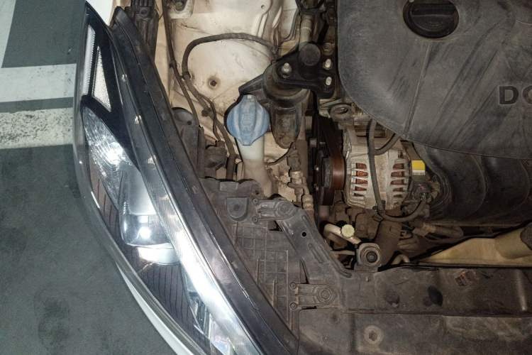Used Kia K3 2013 1.8L Automatic Premium Engine Bay Right