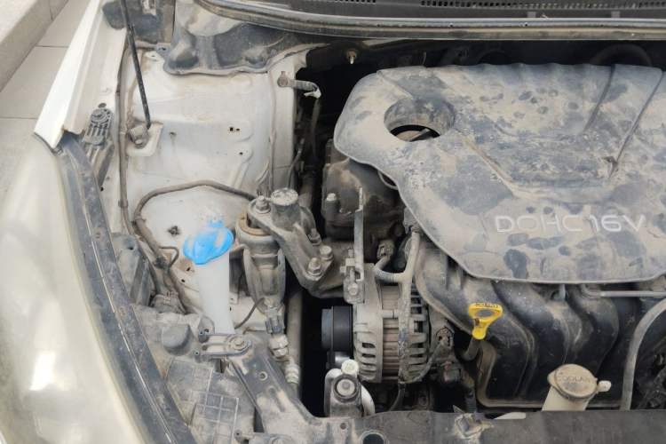 Used Kia K3 2013 1.6L Automatic GLS Engine Bay Right