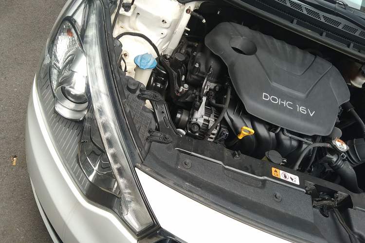 Used Kia K3 2013 1.6L Automatic Premium Engine Bay Right