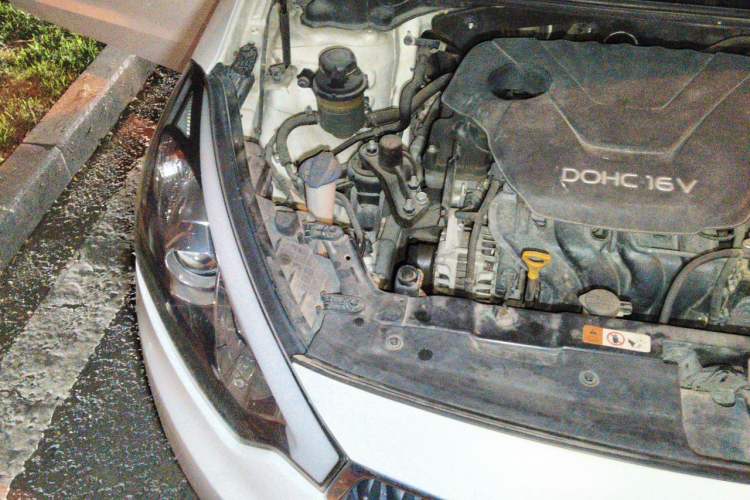 Used Kia K3 2013 1.6L Automatic GL Engine Bay Right