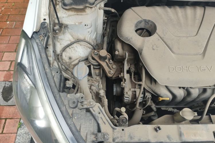 Used Kia K3 2013 1.6L Automatic DLX Engine Bay Right