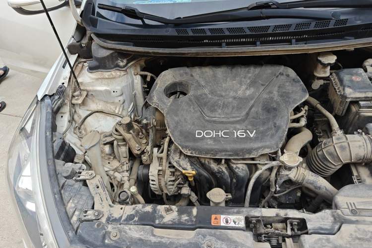 Used Kia K3 2013 1.6L Automatic DLX Engine Bay Right