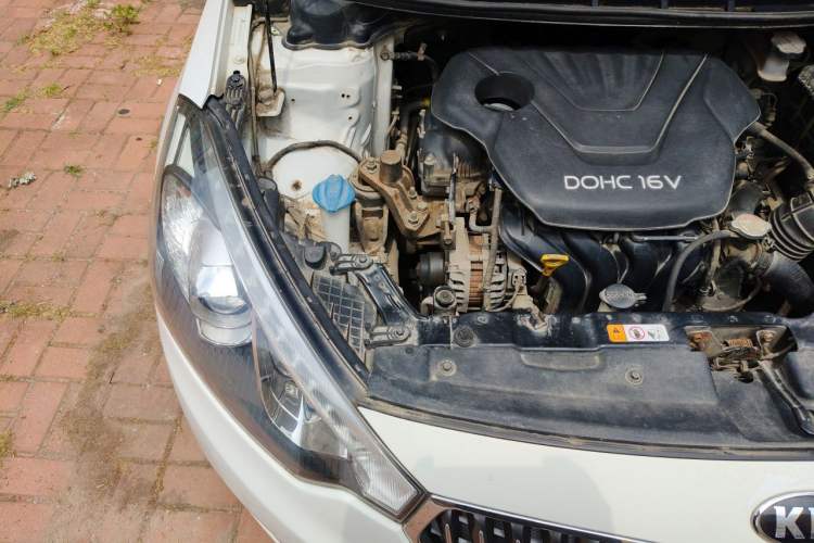 Used Kia K3 2013 1.6L Manual GLS Engine Bay Right