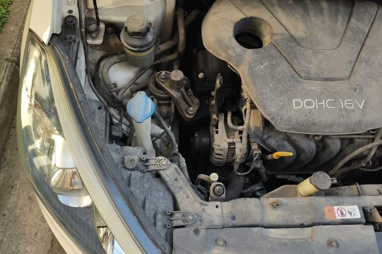 Used Kia K3 2013 1.6L Manual GL Engine Bay Right