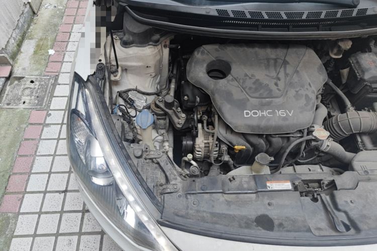 Used Kia K3 2013 1.6L Automatic GLS Engine Bay Right