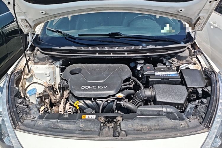 Used Kia K3 2013 1.6L Manual GLS Engine Bay